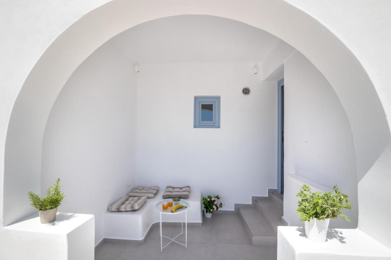Andreas Hospitality Apartment Fira  Exterior photo